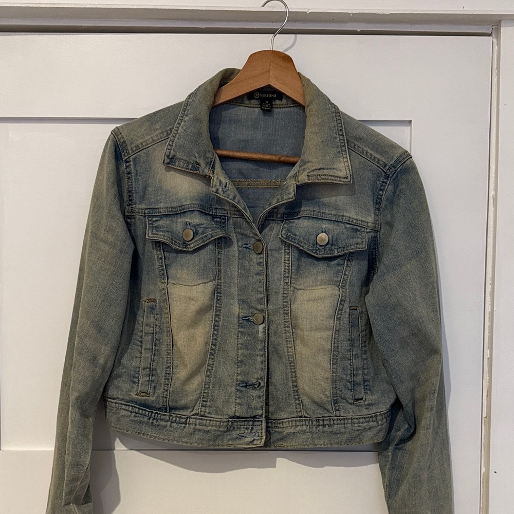Versona Cropped Blue Denim Jacket